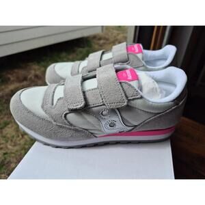 NIB Saucony Kids Jazz Double Hook Loop Sneaker Shoes Big Kid US size 5 M leather